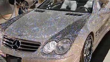 最沒用的三種汽車裝飾,其中兩種危險系數(shù)超高